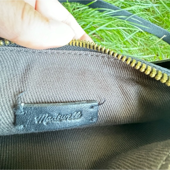 Madewell Leather Belt Bag / Black / The Simple Pouch Belt Bag / Every Day Style - Picture 5 of 13